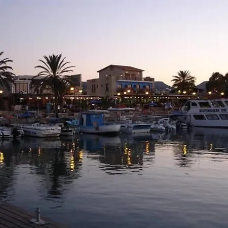 Lägenhet Blue Pearl, Seaside Aprtm With Pool At Latchi Marina *