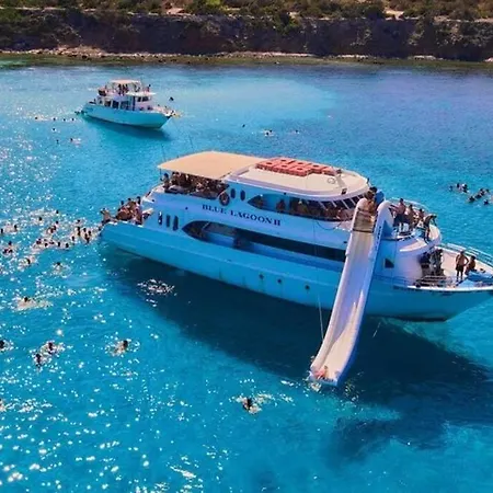 Blue Pearl, Seaside Aprtm With Pool At Latchi Marina