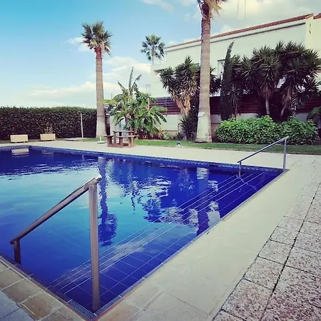 Apartament Blue Pearl, Seaside Aprtm With Pool At Latchi Marina