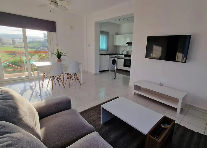 דירה Blue Pearl, Seaside Aprtm With Pool At Latchi Marina *