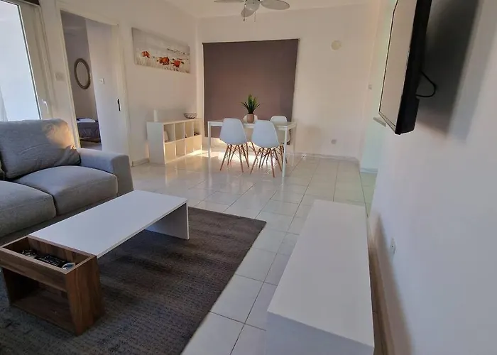 דירה Blue Pearl, Seaside Aprtm With Pool At Latchi Marina