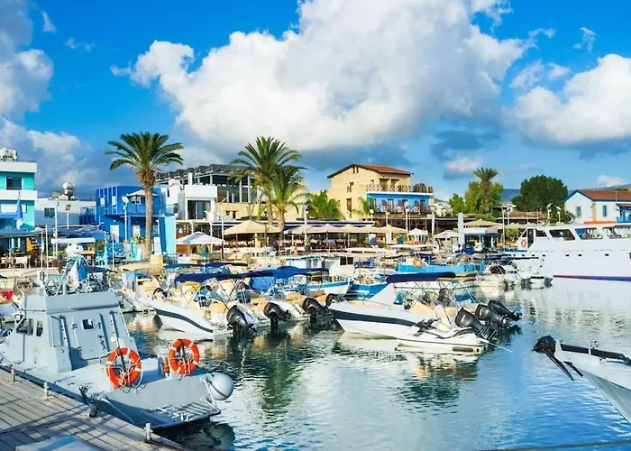 דירה Blue Pearl, Seaside Aprtm With Pool At Latchi Marina